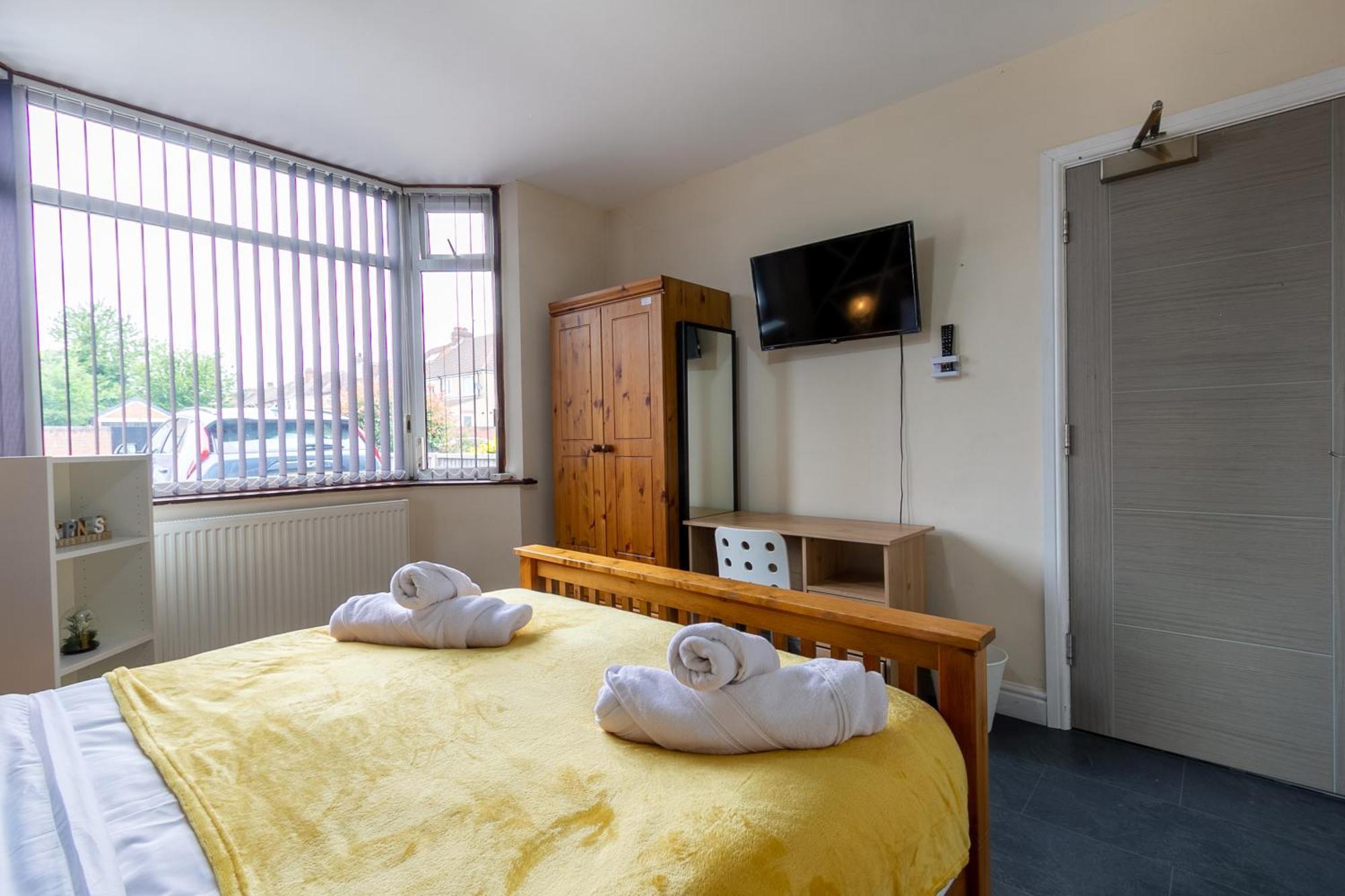 코번트리 Bathway House - Free Secured Parking And Wifi 아파트 외부 사진