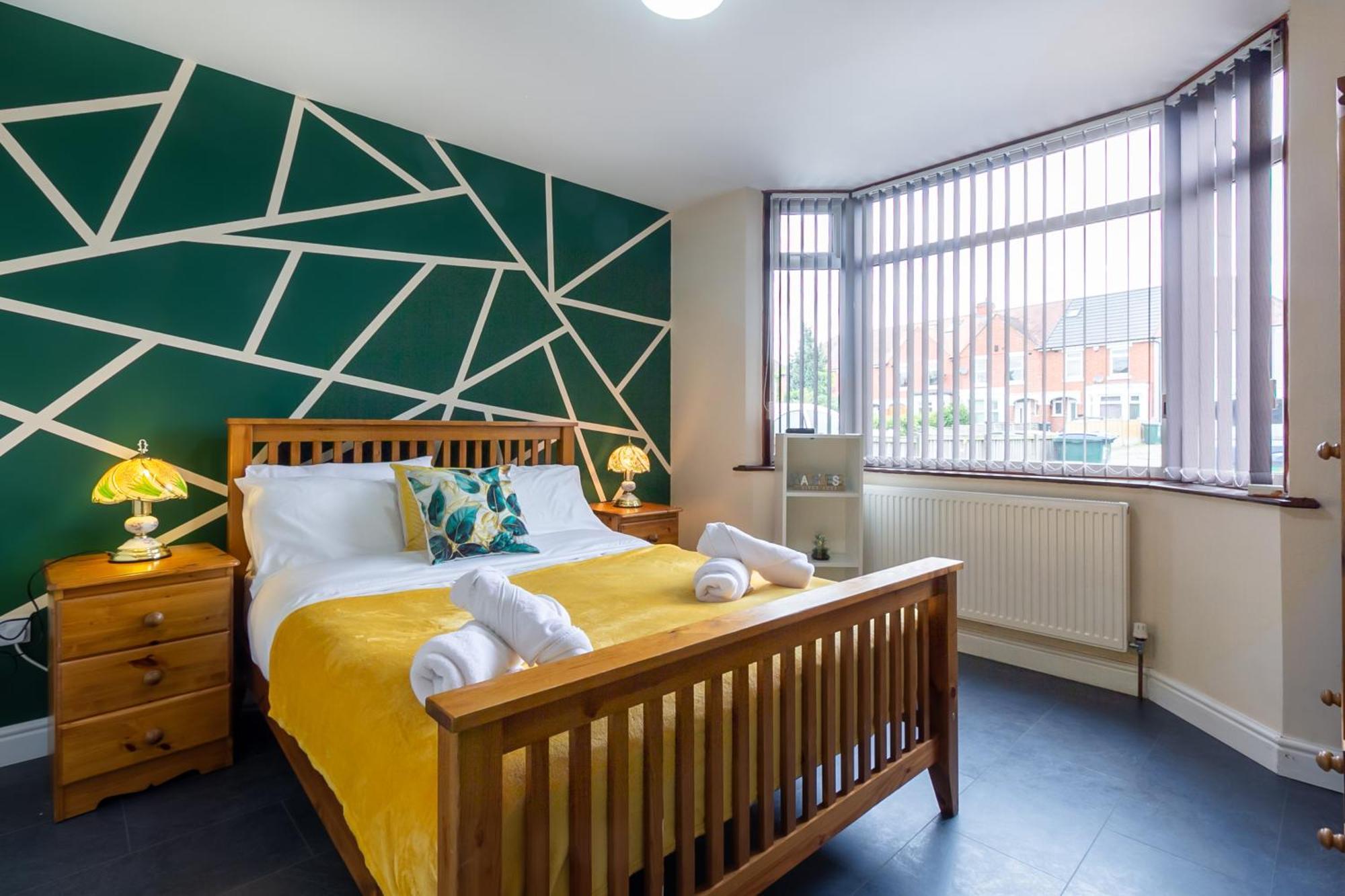 코번트리 Bathway House - Free Secured Parking And Wifi 아파트 외부 사진