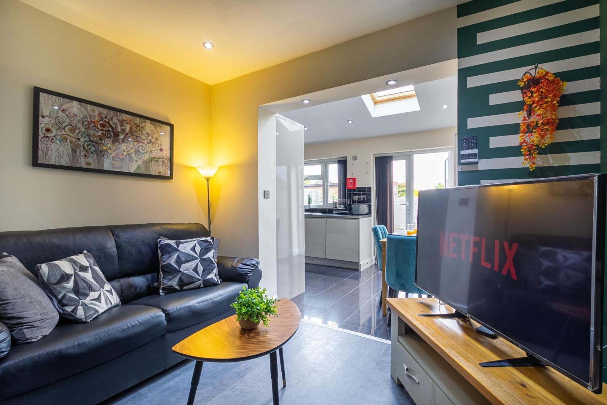 코번트리 Bathway House - Free Secured Parking And Wifi 아파트 외부 사진