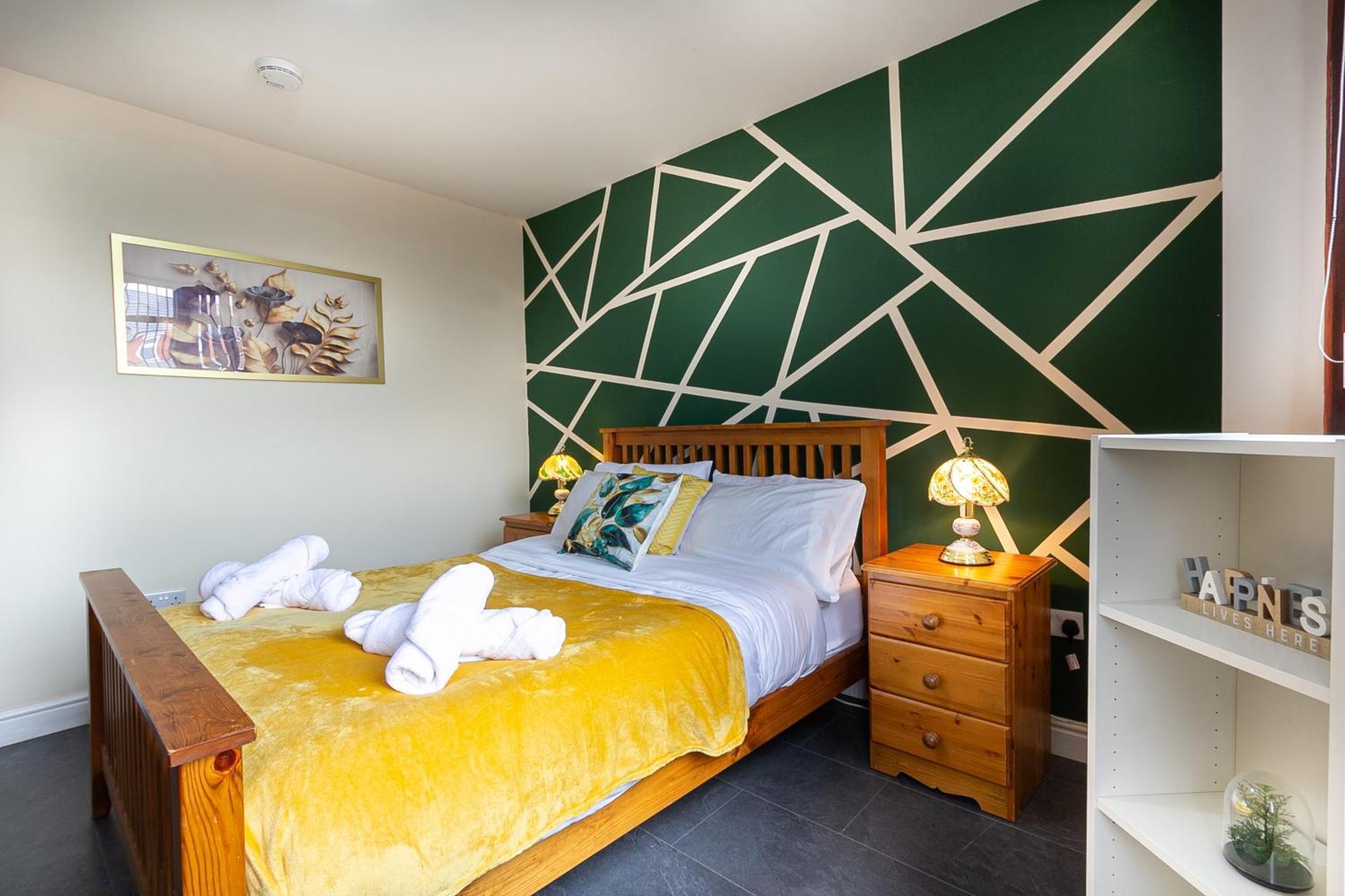 코번트리 Bathway House - Free Secured Parking And Wifi 아파트 외부 사진