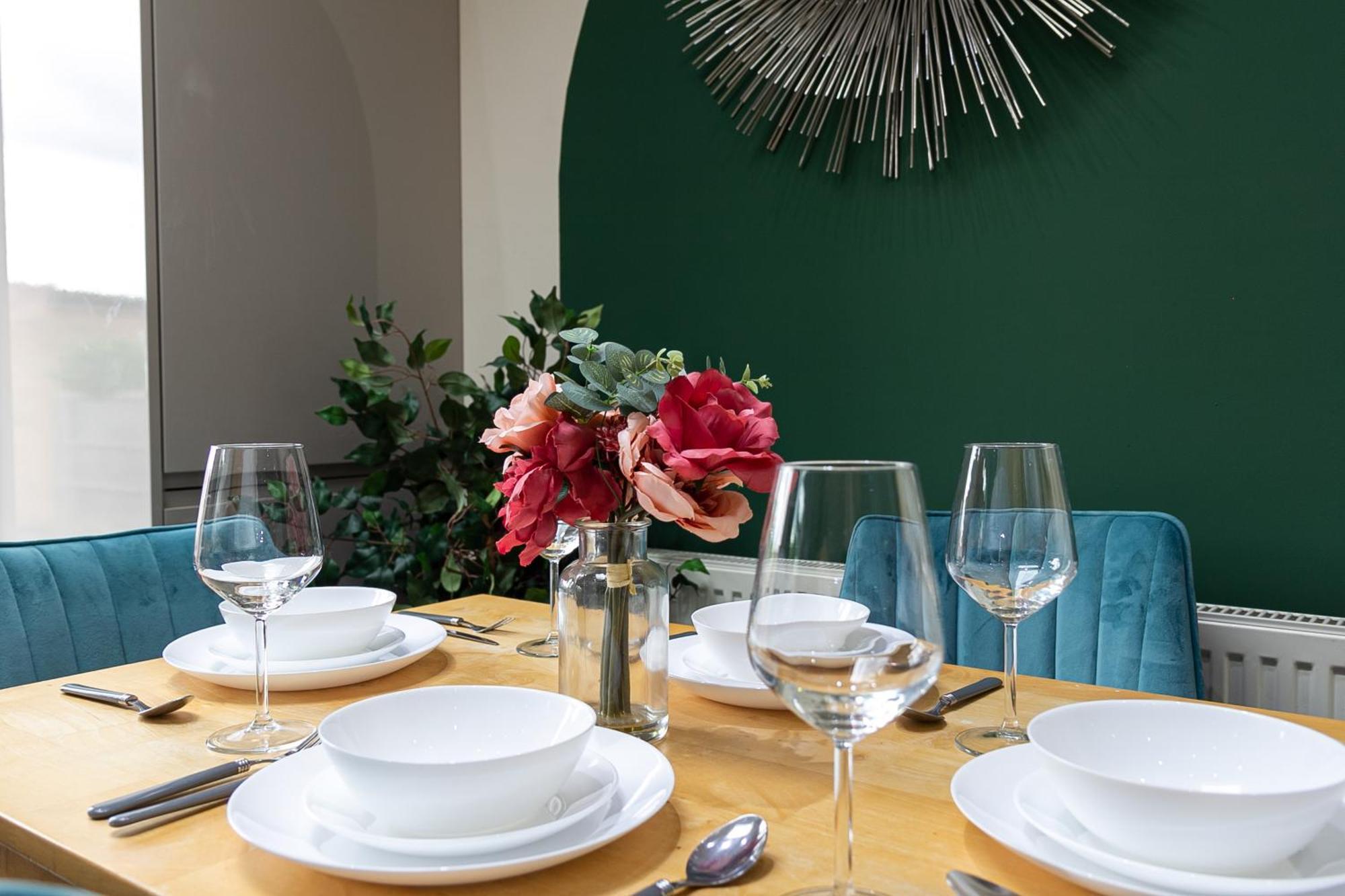 코번트리 Bathway House - Free Secured Parking And Wifi 아파트 외부 사진